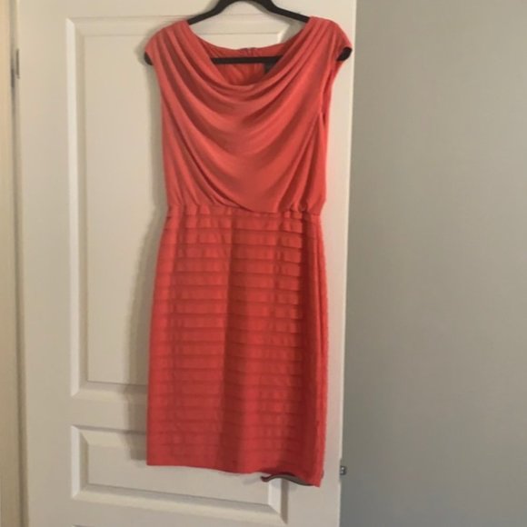 Dress Fitted Size 4 - Fits like Size 6 - Picture 1 of 2